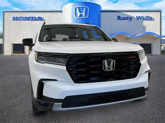 new 2025 Honda Pilot car, priced at $48,314