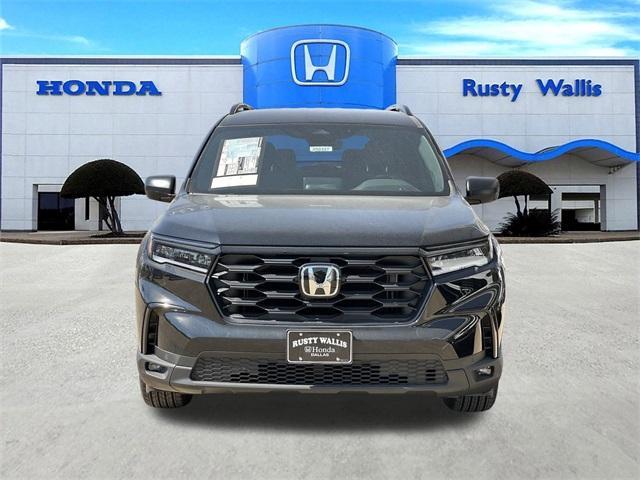 new 2025 Honda Pilot car, priced at $43,695