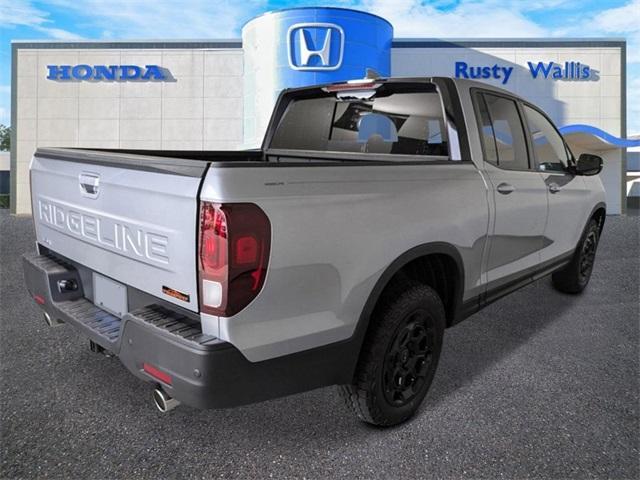 new 2025 Honda Ridgeline car, priced at $45,579