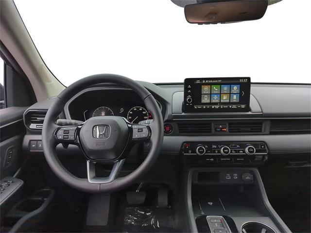 new 2025 Honda Pilot car, priced at $44,244