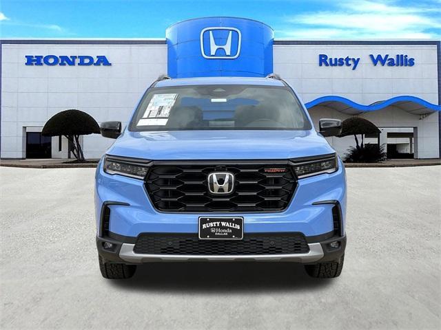 new 2025 Honda Pilot car, priced at $51,250