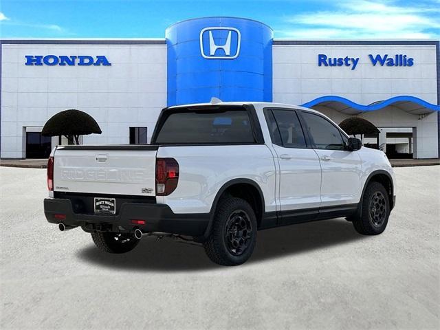 new 2025 Honda Ridgeline car, priced at $43,900