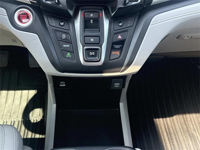 used 2022 Honda Odyssey car, priced at $30,952