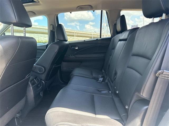 used 2022 Honda Pilot car, priced at $28,601
