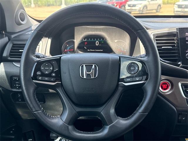 used 2022 Honda Pilot car, priced at $28,601