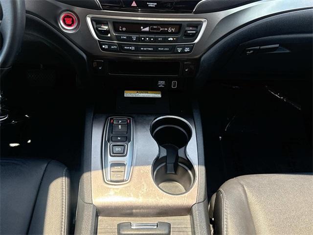 used 2022 Honda Pilot car, priced at $28,601