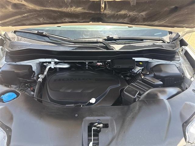 used 2022 Honda Pilot car, priced at $28,601