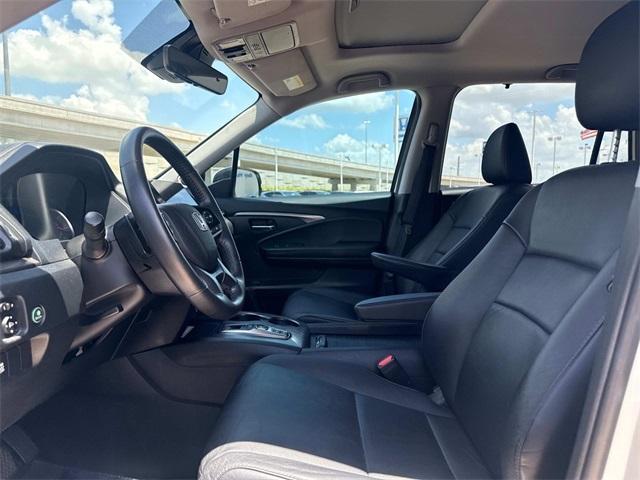 used 2022 Honda Pilot car, priced at $28,601