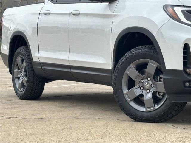 new 2024 Honda Ridgeline car, priced at $43,425