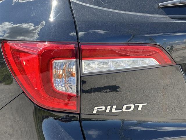 used 2022 Honda Pilot car, priced at $32,483