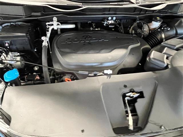 new 2025 Honda Odyssey car, priced at $41,152