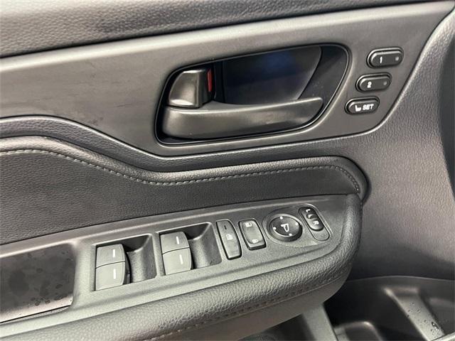 new 2025 Honda Odyssey car, priced at $41,152