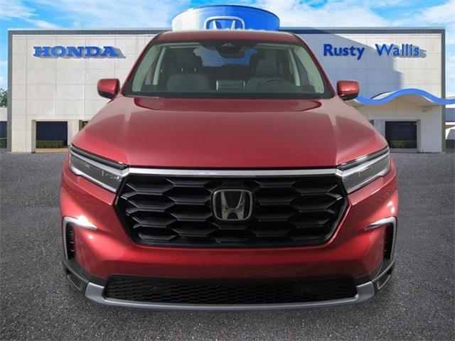 new 2025 Honda Pilot car, priced at $47,156