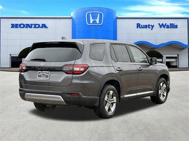 new 2025 Honda Pilot car, priced at $42,353