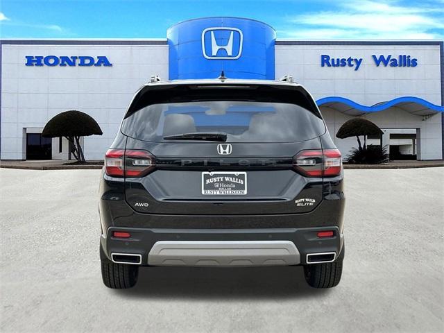 new 2025 Honda Pilot car, priced at $54,475