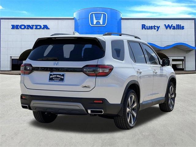 new 2025 Honda Pilot car, priced at $49,350