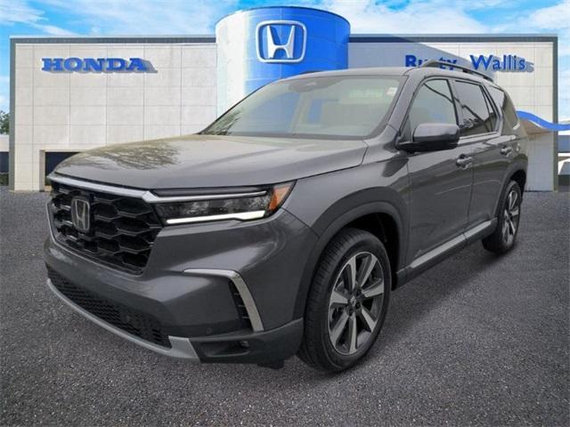 new 2025 Honda Pilot car, priced at $45,392