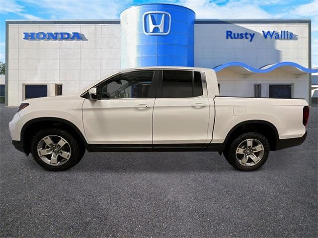 new 2025 Honda Ridgeline car, priced at $43,856