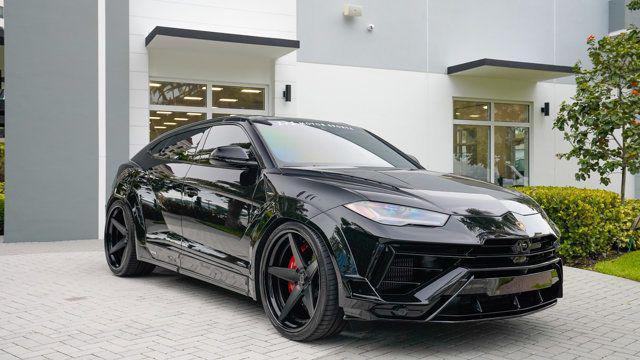 used 2024 Lamborghini Urus car, priced at $329,998