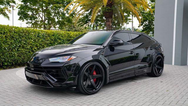 used 2024 Lamborghini Urus car, priced at $329,998