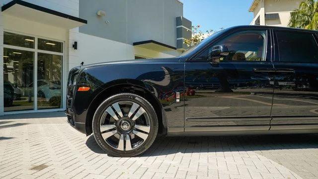 used 2019 Rolls-Royce Cullinan car, priced at $219,998
