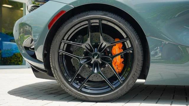 used 2024 McLaren 750S car