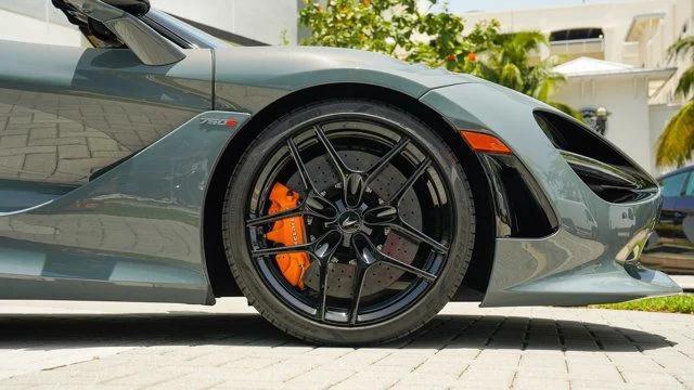 used 2024 McLaren 750S car