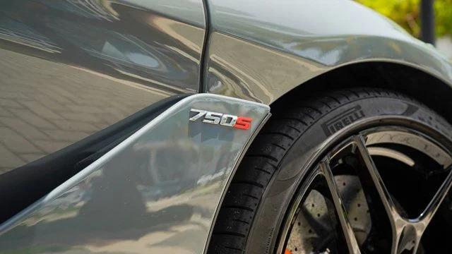 used 2024 McLaren 750S car
