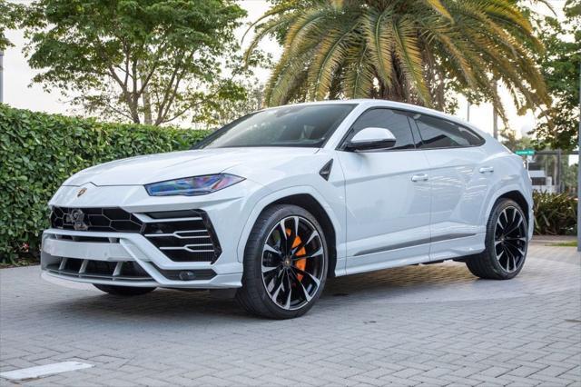 used 2021 Lamborghini Urus car, priced at $209,500