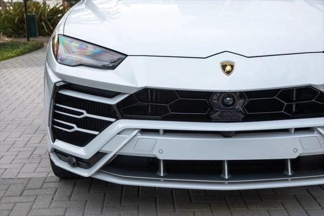 used 2021 Lamborghini Urus car, priced at $209,500