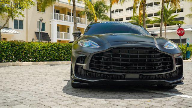 used 2023 Aston Martin DBX car