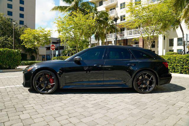used 2025 Audi RS 6 Avant car, priced at $134,998