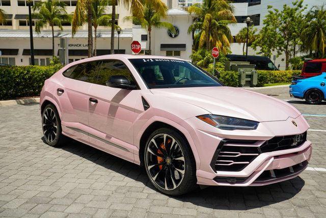 used 2021 Lamborghini Urus car, priced at $199,998