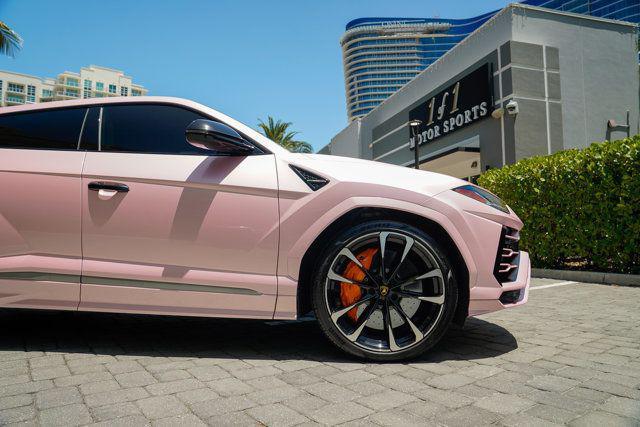 used 2021 Lamborghini Urus car, priced at $199,998