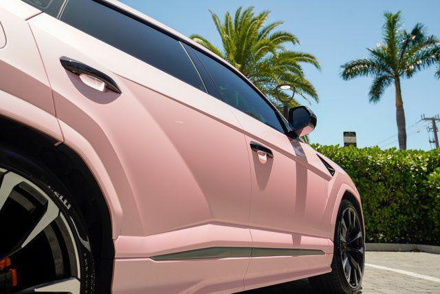 used 2021 Lamborghini Urus car, priced at $199,998