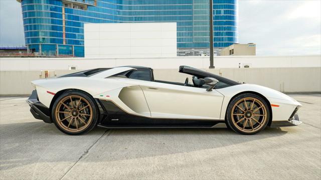 used 2022 Lamborghini Aventador SVJ car