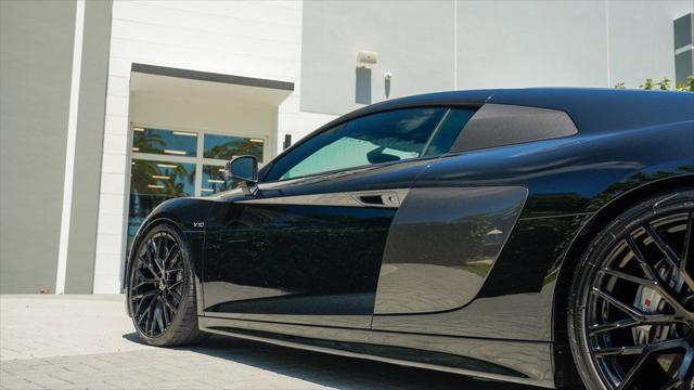 used 2017 Audi R8 car, priced at $154,998