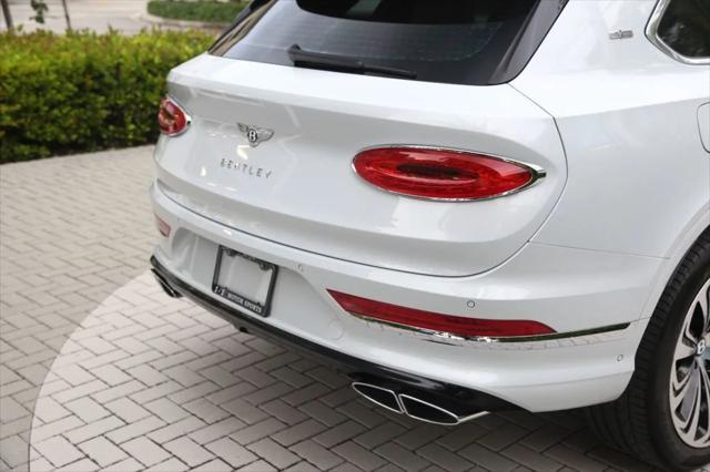 used 2021 Bentley Bentayga car, priced at $165,000