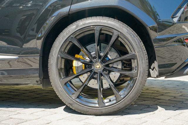 used 2022 Lamborghini Urus car, priced at $209,998