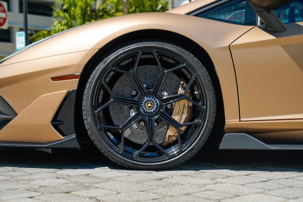 used 2020 Lamborghini Aventador SVJ car
