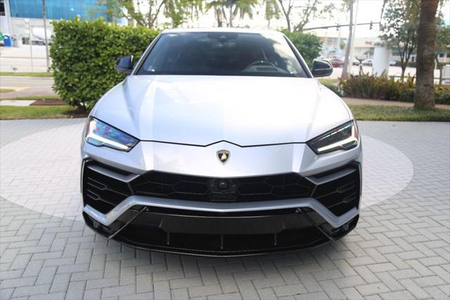 used 2022 Lamborghini Urus car, priced at $244,900