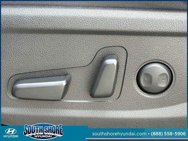used 2022 Hyundai Santa Fe car, priced at $22,899