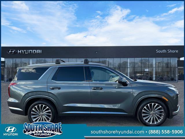 used 2023 Hyundai Palisade car, priced at $39,939