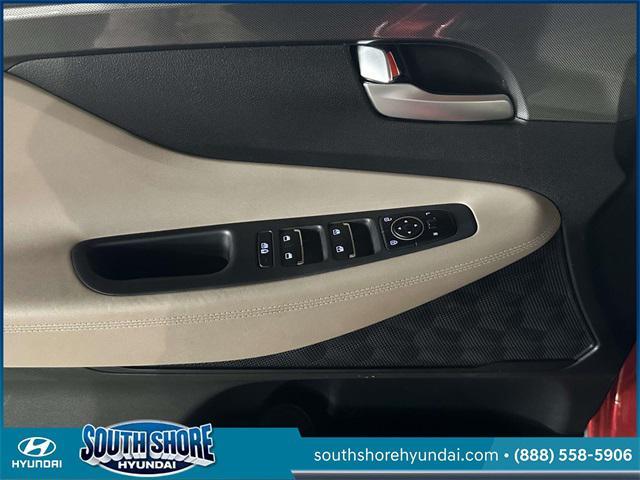 used 2022 Hyundai Santa Fe car, priced at $22,998