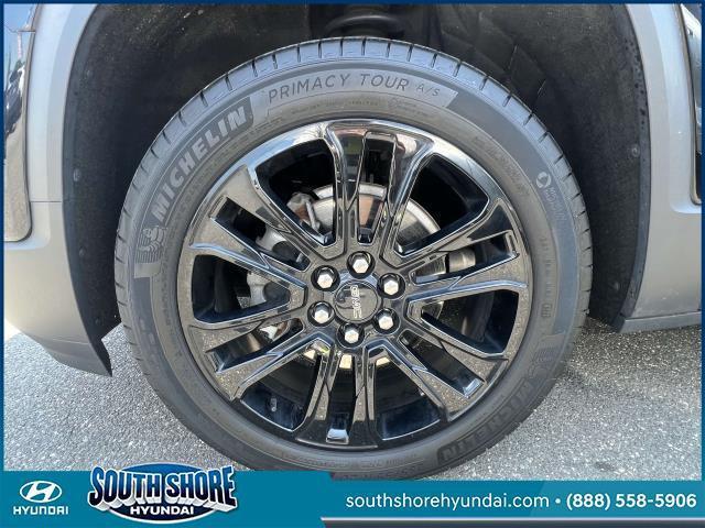 used 2022 GMC Acadia car, priced at $26,799