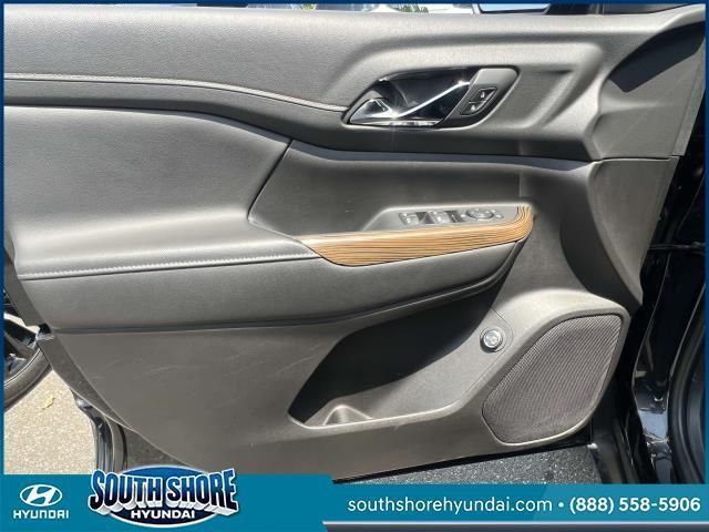 used 2022 GMC Acadia car, priced at $26,799