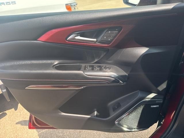new 2025 Chevrolet Traverse car