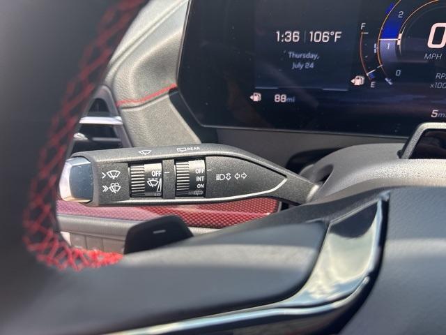 new 2025 Chevrolet Traverse car
