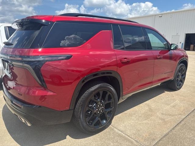 new 2025 Chevrolet Traverse car