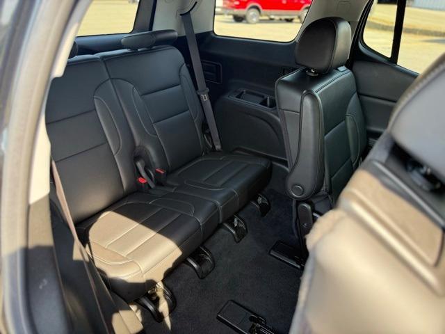 used 2023 GMC Acadia car